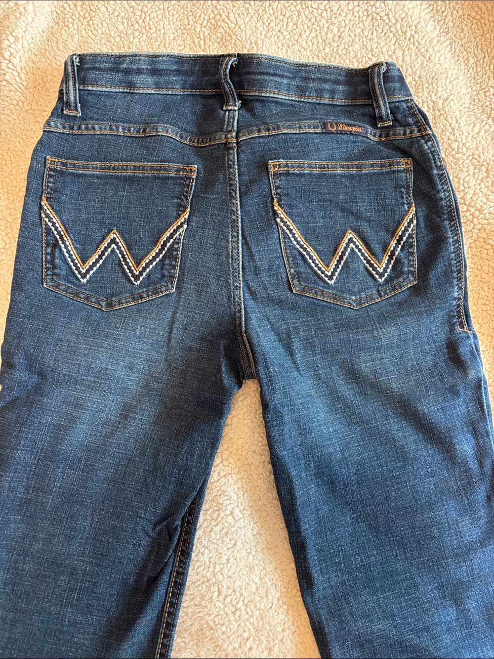Wrangler Women’s Blue Boot Cut Jeans with Contrast Pocket Stitching